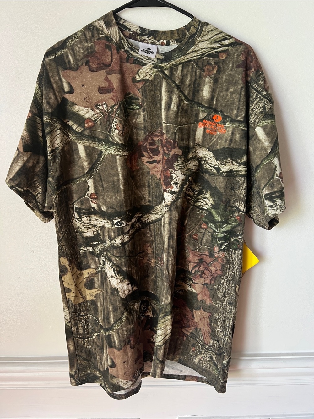 Mossy Oak Men's Camo Short Sleeve Tee in Green, Brown, Tan